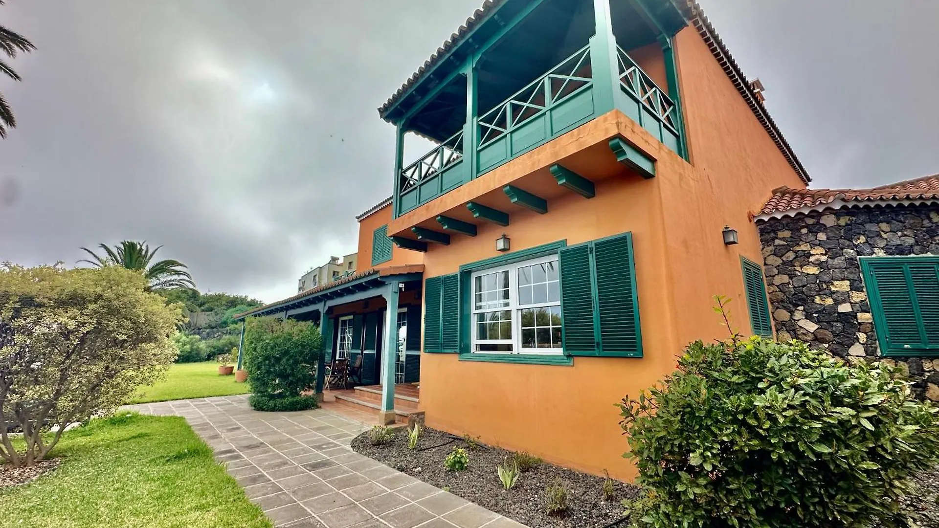 Villa Media Luna Con Vistas A La Palma By Alterhome La Galga Daire