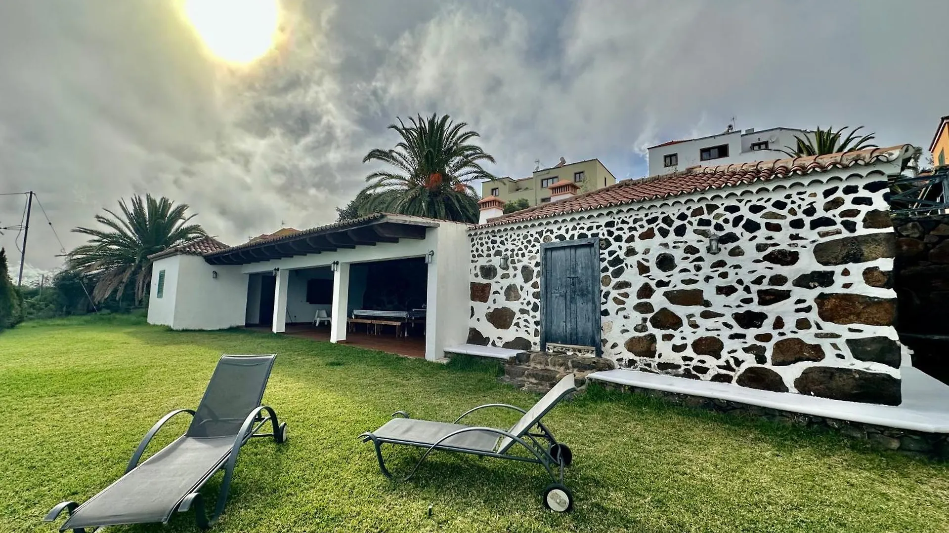 Villa Media Luna Con Vistas A La Palma By Alterhome La Galga
